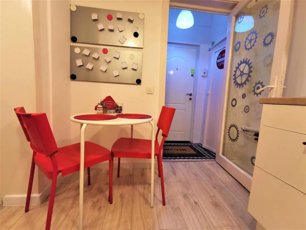 Luxury Piata Universitate Old Town Apartment Bucureşti Ngoại thất bức ảnh