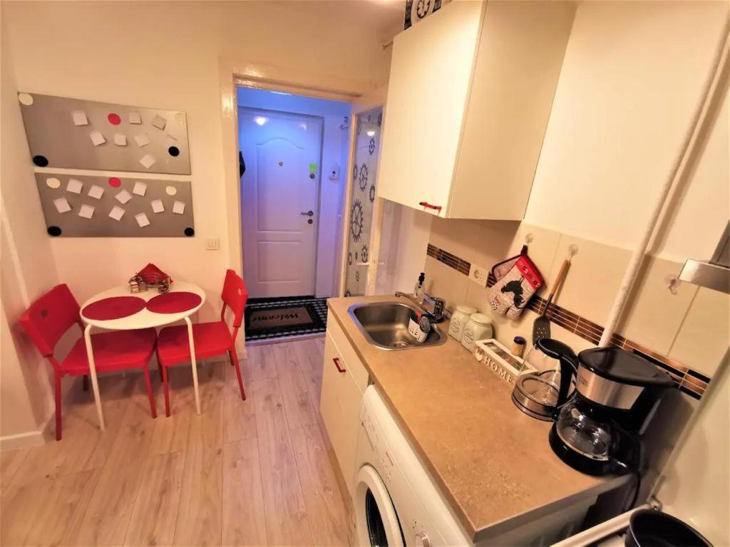 Luxury Piata Universitate Old Town Apartment Bucureşti Ngoại thất bức ảnh
