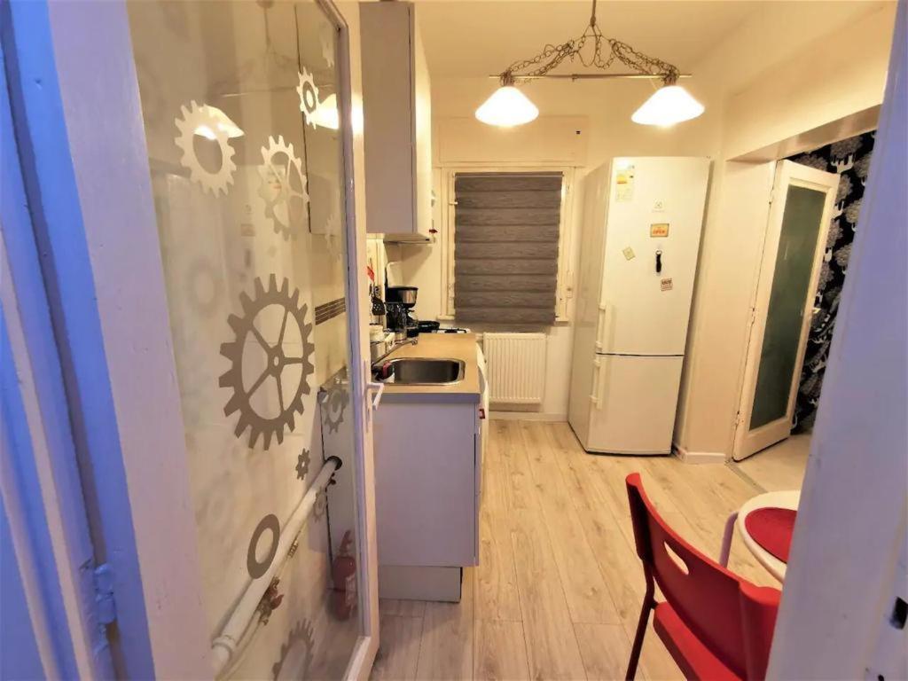 Luxury Piata Universitate Old Town Apartment Bucureşti Ngoại thất bức ảnh